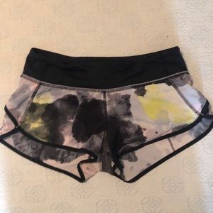 Lululemon speed it up shorts